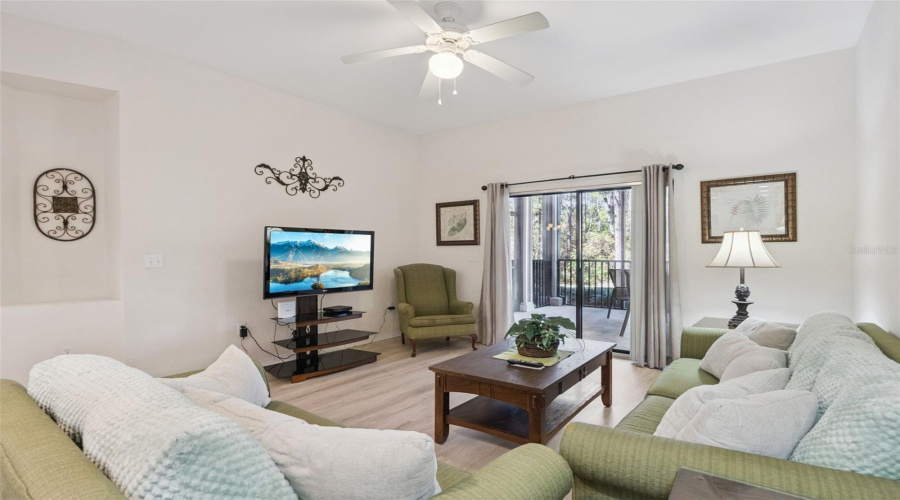 KISSIMMEE, Florida 34747, 2 Bedrooms Bedrooms, ,2 BathroomsBathrooms,Residential,For Sale,TREASURE TROVE,0,MFRO6376469