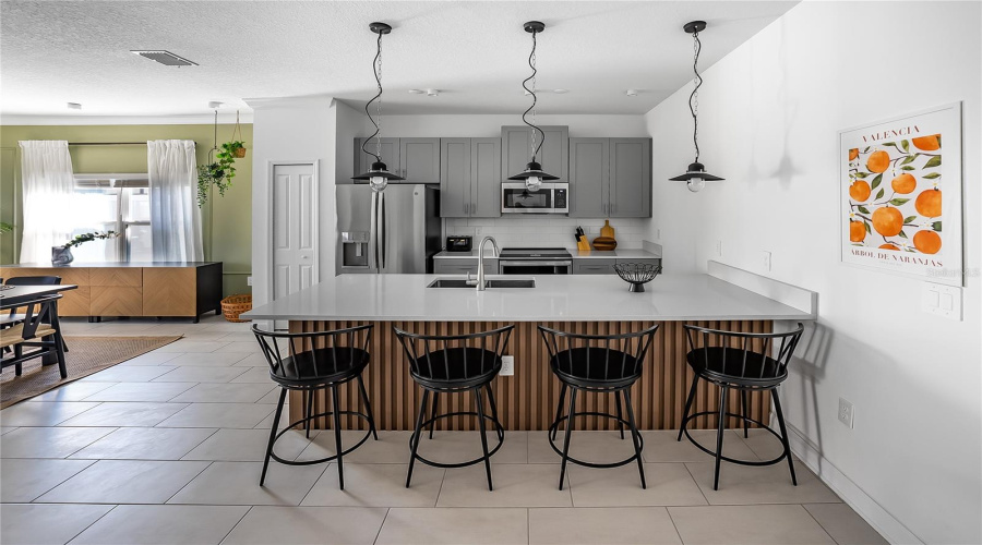 KISSIMMEE, Florida 34746, 5 Bedrooms Bedrooms, ,4 BathroomsBathrooms,Residential,For Sale,SCRAPBOOK,0,MFRTB8474050