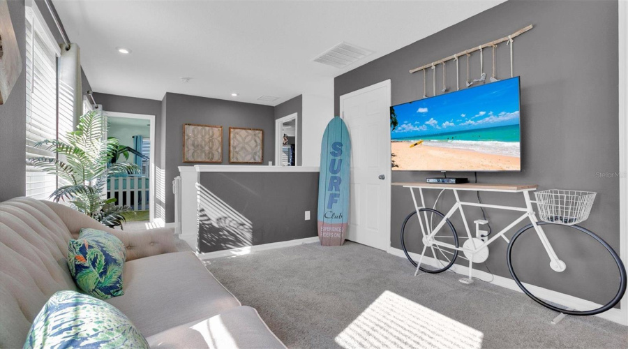 KISSIMMEE, Florida 34747, 5 Bedrooms Bedrooms, ,4 BathroomsBathrooms,Residential,For Sale,COOPER BELL,0,MFRO6380932