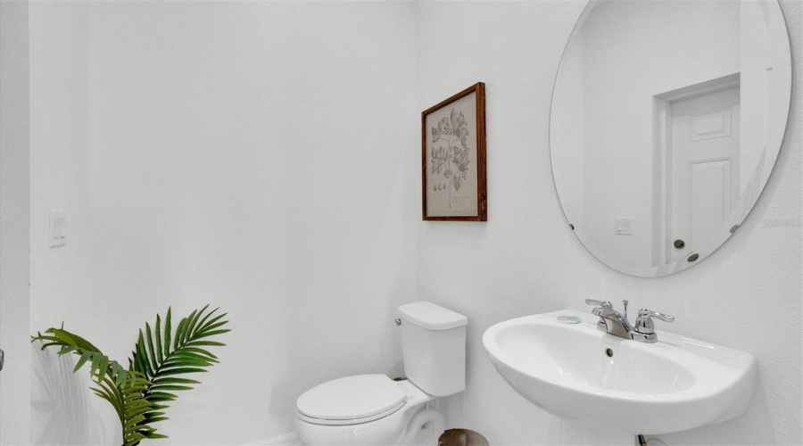 KISSIMMEE, Florida 34747, 5 Bedrooms Bedrooms, ,4 BathroomsBathrooms,Residential,For Sale,COOPER BELL,0,MFRO6380932