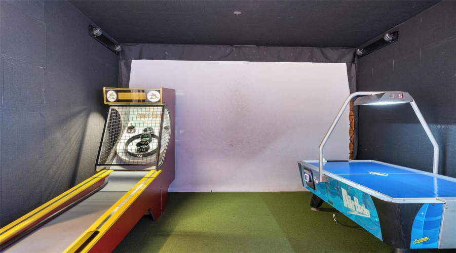 KISSIMMEE, Florida 34747, 5 Bedrooms Bedrooms, ,4 BathroomsBathrooms,Residential,For Sale,COOPER BELL,0,MFRO6380932