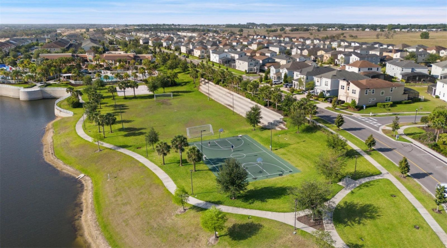 KISSIMMEE, Florida 34747, 5 Bedrooms Bedrooms, ,4 BathroomsBathrooms,Residential,For Sale,COOPER BELL,0,MFRO6380932