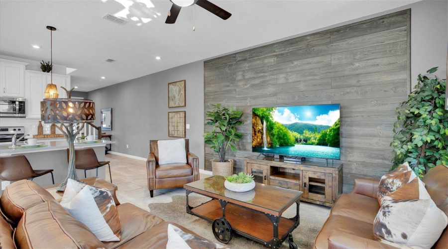 KISSIMMEE, Florida 34747, 5 Bedrooms Bedrooms, ,4 BathroomsBathrooms,Residential,For Sale,COOPER BELL,0,MFRO6380932