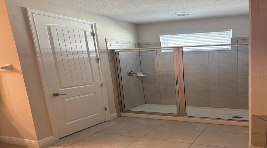 KISSIMMEE, Florida 34747, 6 Bedrooms Bedrooms, ,6 BathroomsBathrooms,Residential,For Sale,MARKER,0,MFRS5135934