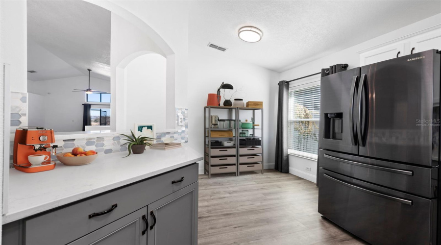 Virtually Staged Eat-In Nook