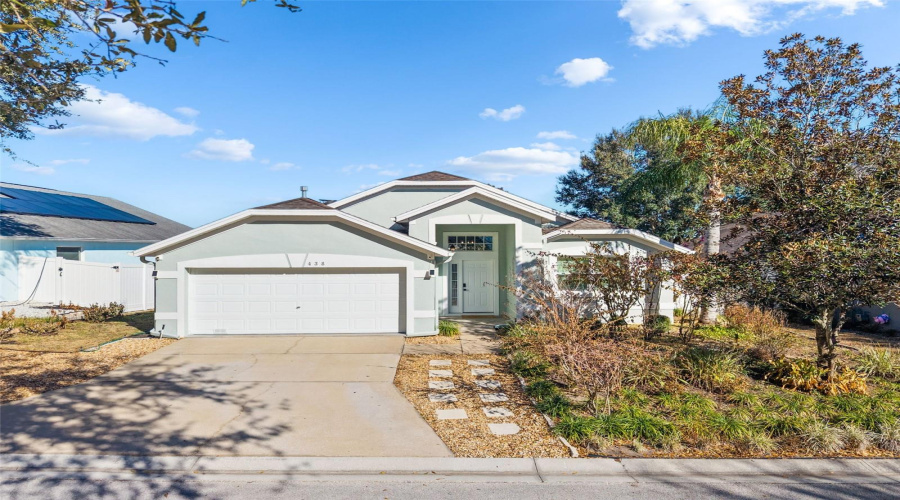 Welcome to 438 Heather Hill Blvd.