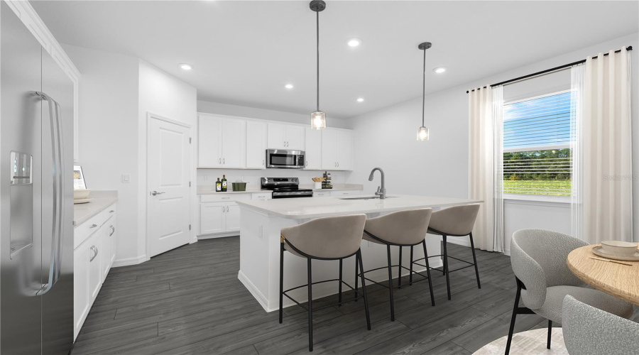 DAVENPORT, Florida 33837, 4 Bedrooms Bedrooms, ,2 BathroomsBathrooms,Residential,For Sale,RISING,0,MFRO6381081