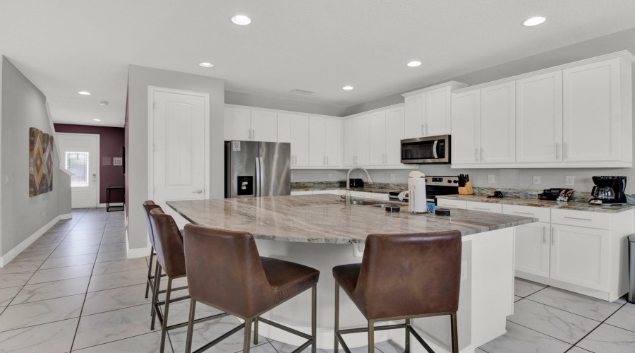 KISSIMMEE, Florida 34747, 5 Bedrooms Bedrooms, ,5 BathroomsBathrooms,Residential,For Sale,MARKER,0,MFRTB8428566