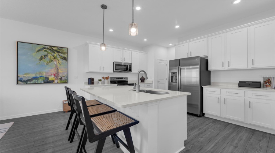 DAVENPORT, Florida 33837, 4 Bedrooms Bedrooms, ,2 BathroomsBathrooms,Residential,For Sale,MEADOW WALK,0,MFRO6381129