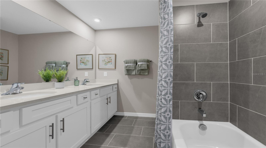 DAVENPORT, Florida 33837, 4 Bedrooms Bedrooms, ,2 BathroomsBathrooms,Residential,For Sale,MEADOW WALK,0,MFRO6381129