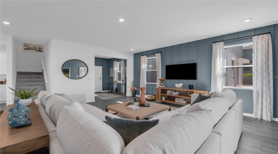 DAVENPORT, Florida 33837, 4 Bedrooms Bedrooms, ,2 BathroomsBathrooms,Residential,For Sale,MEADOW WALK,0,MFRO6381129