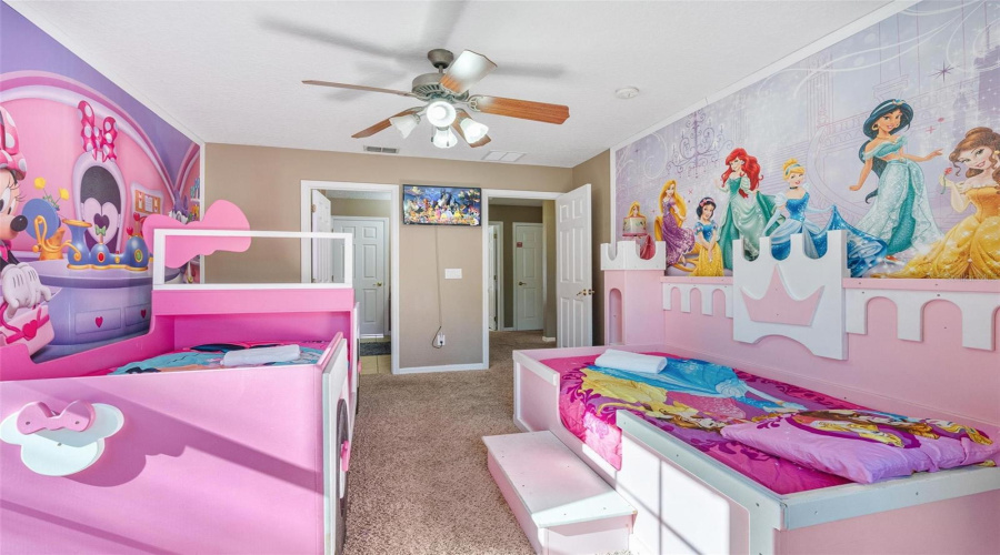 KISSIMMEE, Florida 34747, 7 Bedrooms Bedrooms, ,6 BathroomsBathrooms,Residential,For Sale,ACADIA ESTATES,0,MFRO6381002