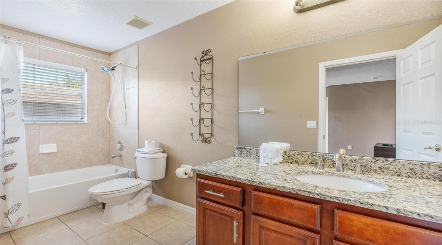 KISSIMMEE, Florida 34747, 7 Bedrooms Bedrooms, ,6 BathroomsBathrooms,Residential,For Sale,ACADIA ESTATES,0,MFRO6381002