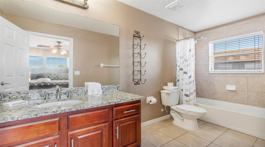 KISSIMMEE, Florida 34747, 7 Bedrooms Bedrooms, ,6 BathroomsBathrooms,Residential,For Sale,ACADIA ESTATES,0,MFRO6381002