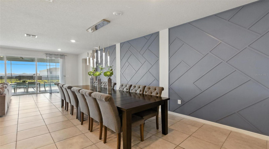 DAVENPORT, Florida 33897, 8 Bedrooms Bedrooms, ,6 BathroomsBathrooms,Residential,For Sale,LANA,0,MFRO6380979