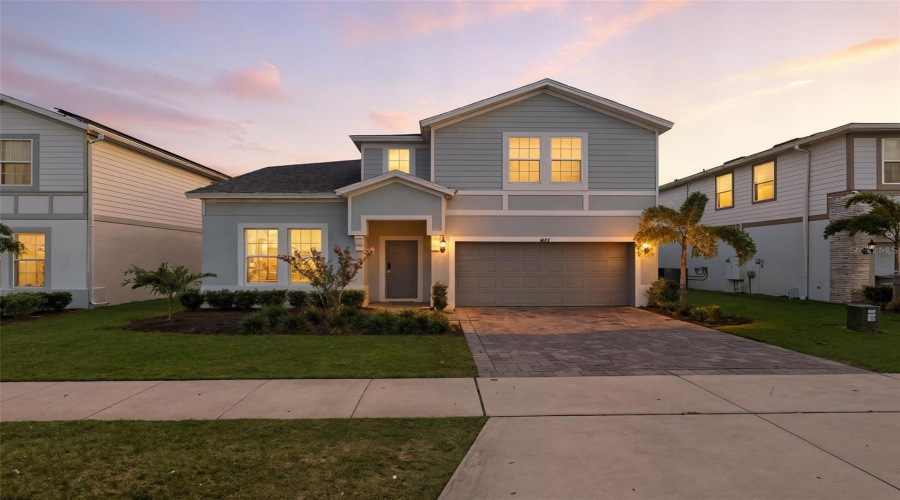 DAVENPORT, Florida 33897, 8 Bedrooms Bedrooms, ,6 BathroomsBathrooms,Residential,For Sale,LANA,0,MFRO6380979