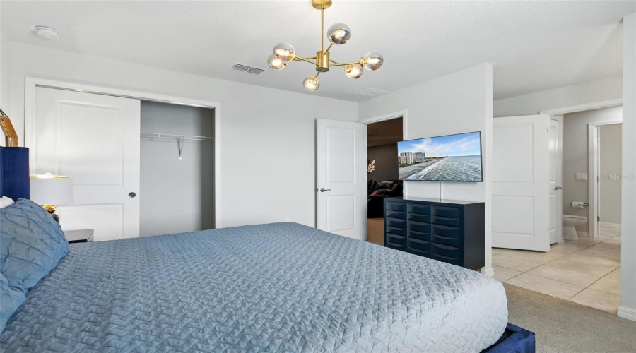 DAVENPORT, Florida 33897, 8 Bedrooms Bedrooms, ,6 BathroomsBathrooms,Residential,For Sale,LANA,0,MFRO6380979