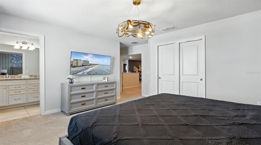 DAVENPORT, Florida 33897, 8 Bedrooms Bedrooms, ,6 BathroomsBathrooms,Residential,For Sale,LANA,0,MFRO6380979