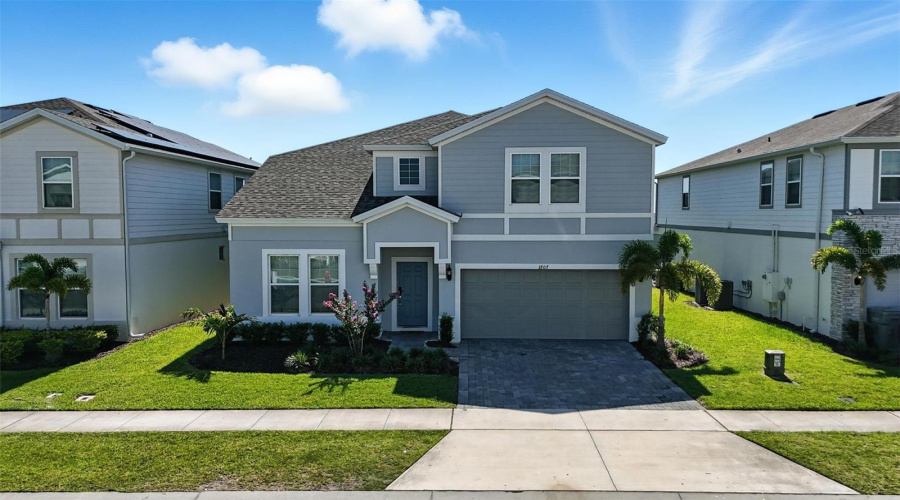 DAVENPORT, Florida 33897, 8 Bedrooms Bedrooms, ,6 BathroomsBathrooms,Residential,For Sale,LANA,0,MFRO6380979