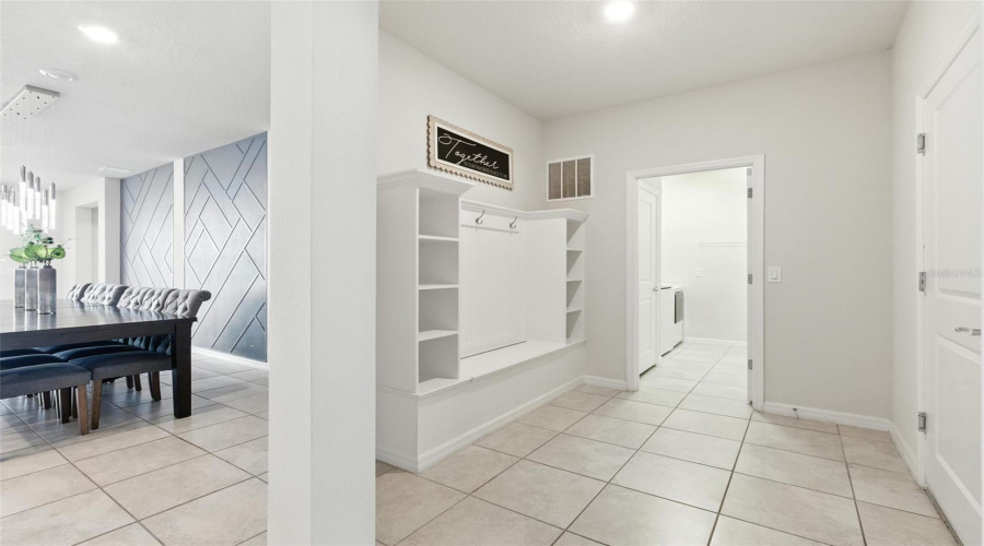 DAVENPORT, Florida 33897, 8 Bedrooms Bedrooms, ,6 BathroomsBathrooms,Residential,For Sale,LANA,0,MFRO6380979