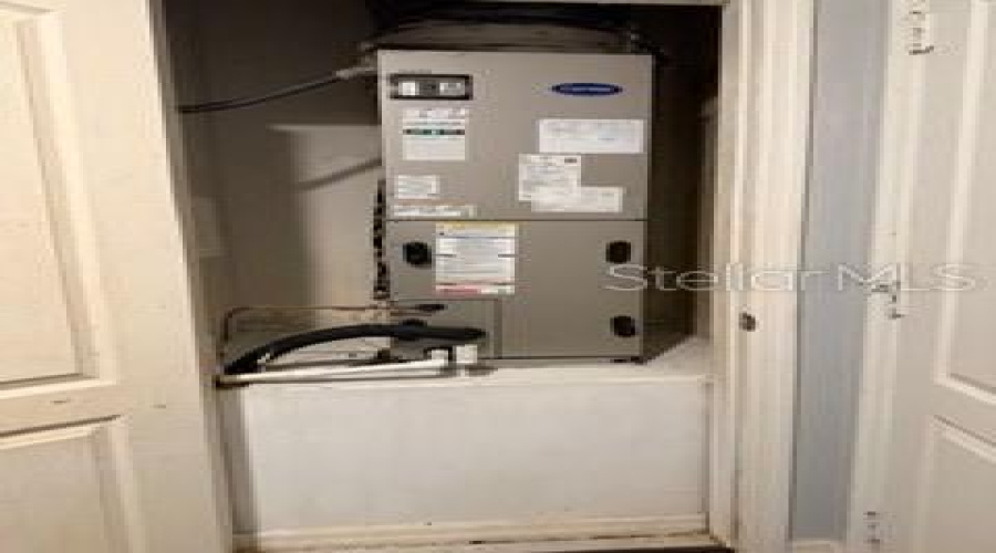 KISSIMMEE, Florida 34746, 3 Bedrooms Bedrooms, ,2 BathroomsBathrooms,Residential,For Sale,EAGLE CLIFF,0,MFRS5140043