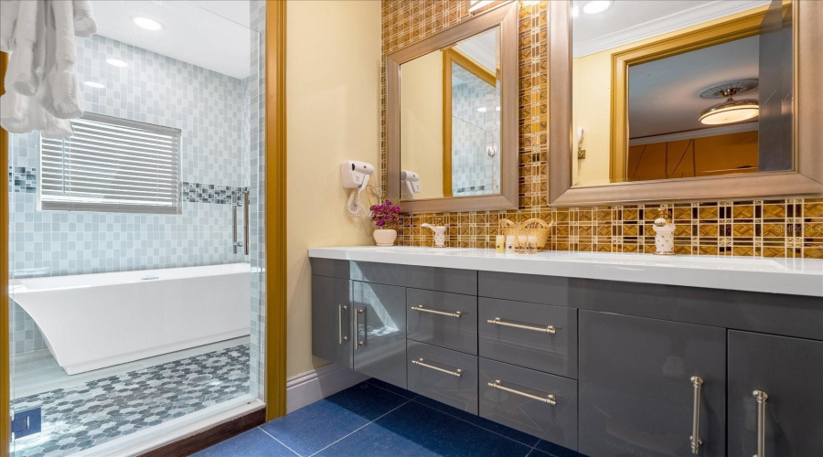 DAVENPORT, Florida 33896, 20 Bedrooms Bedrooms, ,20 BathroomsBathrooms,Residential,For Sale,FANTASY,0,MFRO6381185