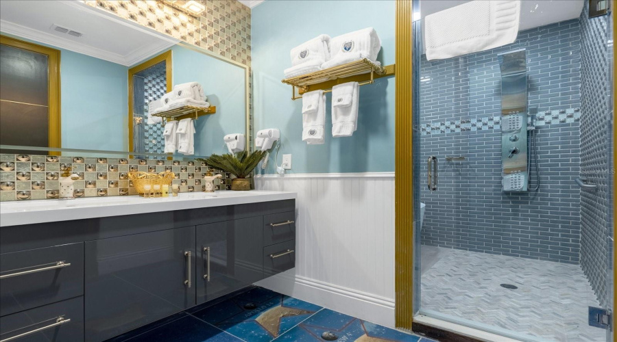 DAVENPORT, Florida 33896, 20 Bedrooms Bedrooms, ,20 BathroomsBathrooms,Residential,For Sale,FANTASY,0,MFRO6381185