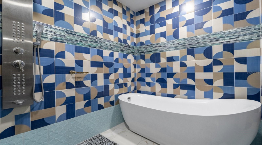 DAVENPORT, Florida 33896, 20 Bedrooms Bedrooms, ,20 BathroomsBathrooms,Residential,For Sale,FANTASY,0,MFRO6381185