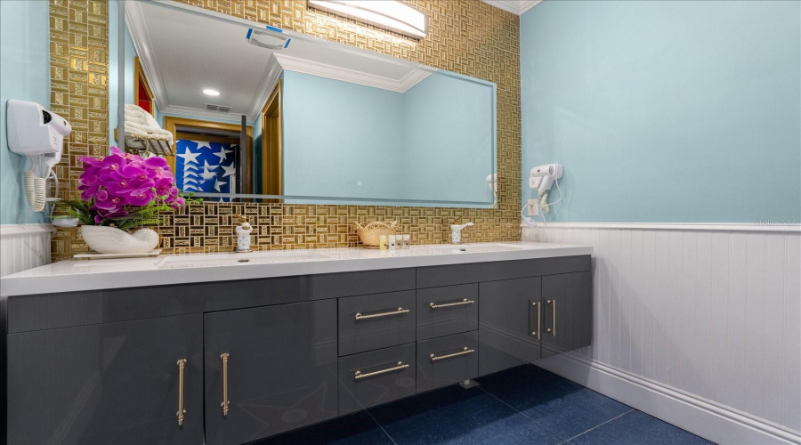 DAVENPORT, Florida 33896, 20 Bedrooms Bedrooms, ,20 BathroomsBathrooms,Residential,For Sale,FANTASY,0,MFRO6381185