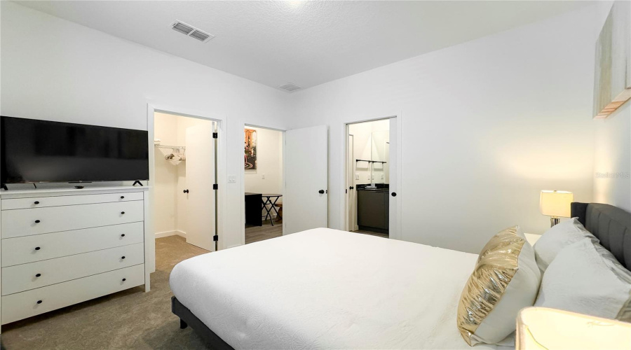 KISSIMMEE, Florida 34747, 3 Bedrooms Bedrooms, ,3 BathroomsBathrooms,Residential,For Sale,SUSTAINABLE,0,MFRO6379976