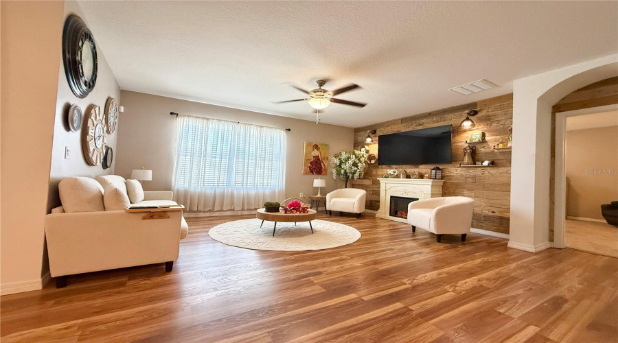 DAVENPORT, Florida 33896, 4 Bedrooms Bedrooms, ,2 BathroomsBathrooms,Residential,For Sale,SONDER,0,MFROM716688