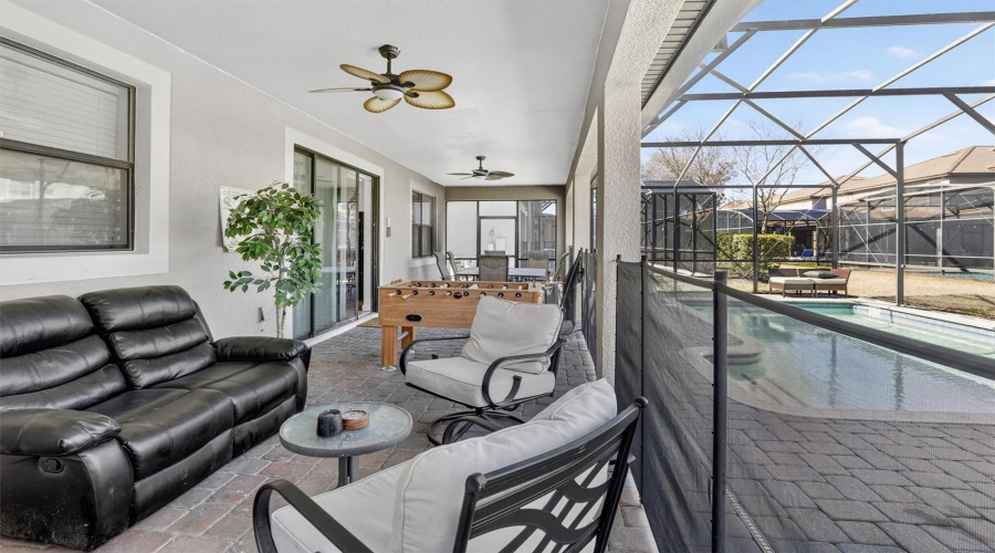 DAVENPORT, Florida 33896, 8 Bedrooms Bedrooms, ,5 BathroomsBathrooms,Residential,For Sale,EL CARO,0,MFRO6380926