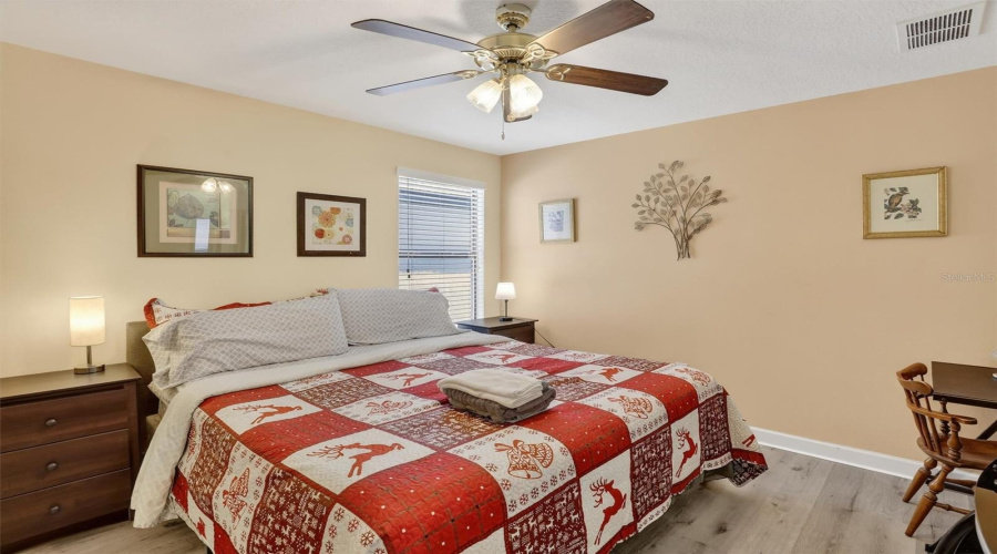 DAVENPORT, Florida 33896, 8 Bedrooms Bedrooms, ,5 BathroomsBathrooms,Residential,For Sale,EL CARO,0,MFRO6380926
