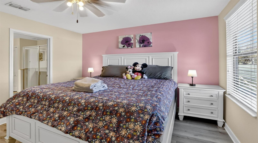 DAVENPORT, Florida 33896, 8 Bedrooms Bedrooms, ,5 BathroomsBathrooms,Residential,For Sale,EL CARO,0,MFRO6380926