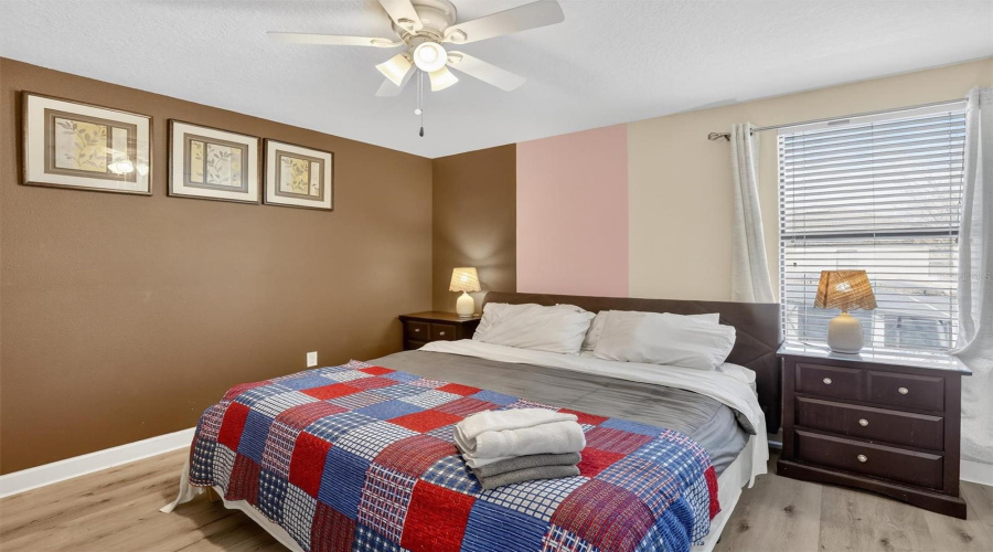 DAVENPORT, Florida 33896, 8 Bedrooms Bedrooms, ,5 BathroomsBathrooms,Residential,For Sale,EL CARO,0,MFRO6380926