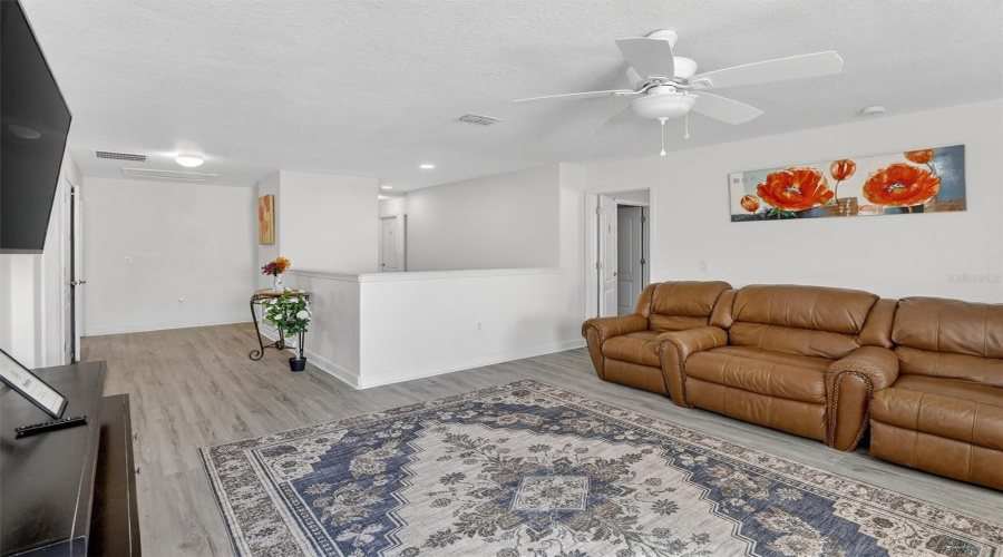 DAVENPORT, Florida 33896, 8 Bedrooms Bedrooms, ,5 BathroomsBathrooms,Residential,For Sale,EL CARO,0,MFRO6380926