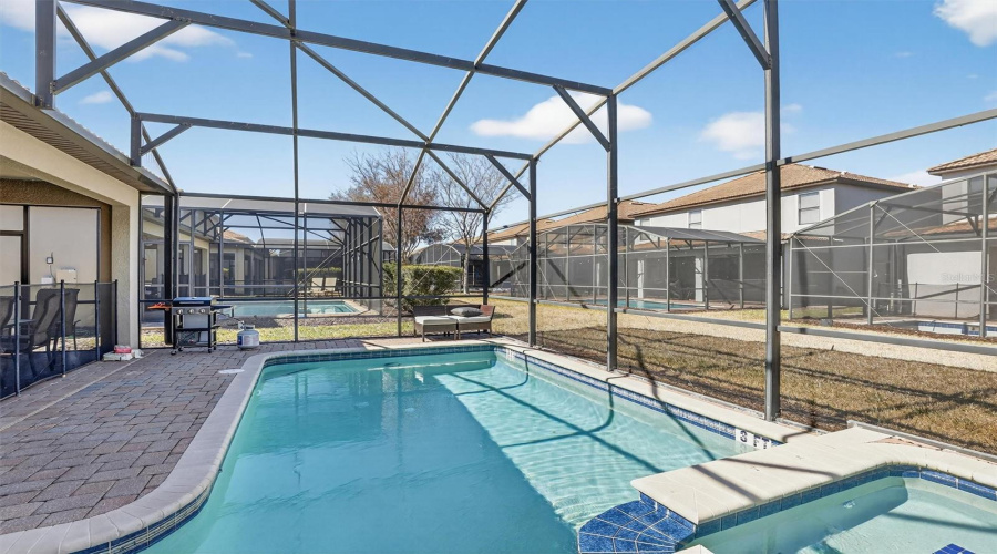DAVENPORT, Florida 33896, 8 Bedrooms Bedrooms, ,5 BathroomsBathrooms,Residential,For Sale,EL CARO,0,MFRO6380926