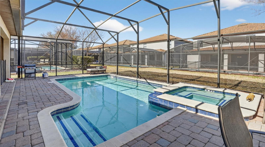 DAVENPORT, Florida 33896, 8 Bedrooms Bedrooms, ,5 BathroomsBathrooms,Residential,For Sale,EL CARO,0,MFRO6380926