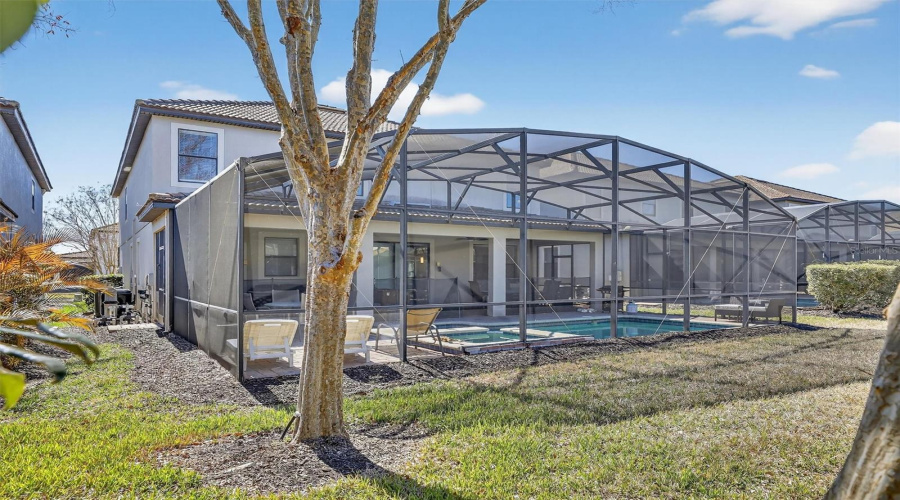 DAVENPORT, Florida 33896, 8 Bedrooms Bedrooms, ,5 BathroomsBathrooms,Residential,For Sale,EL CARO,0,MFRO6380926