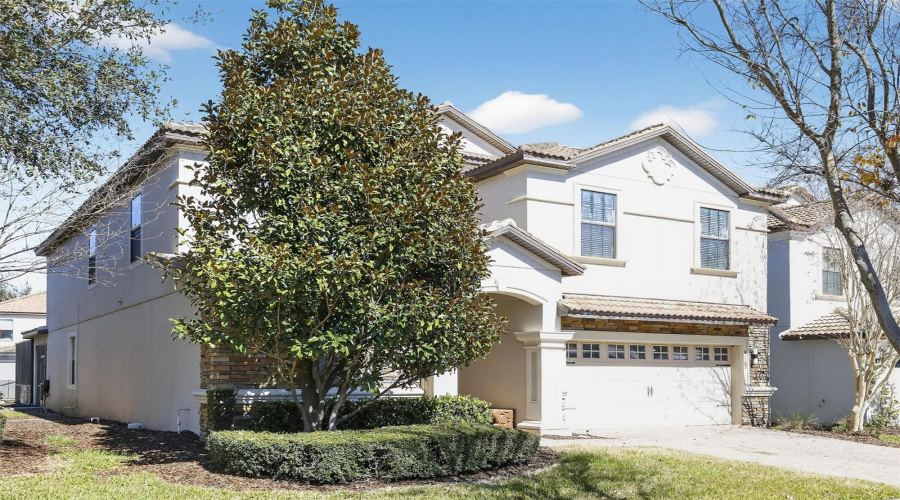 DAVENPORT, Florida 33896, 8 Bedrooms Bedrooms, ,5 BathroomsBathrooms,Residential,For Sale,EL CARO,0,MFRO6380926