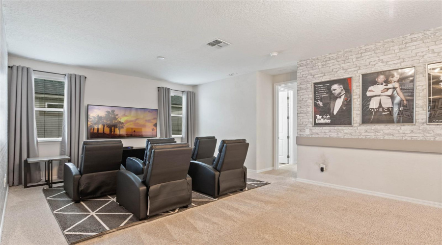 KISSIMMEE, Florida 34747, 9 Bedrooms Bedrooms, ,6 BathroomsBathrooms,Residential,For Sale,NASSAU POINT,0,MFRO6380961