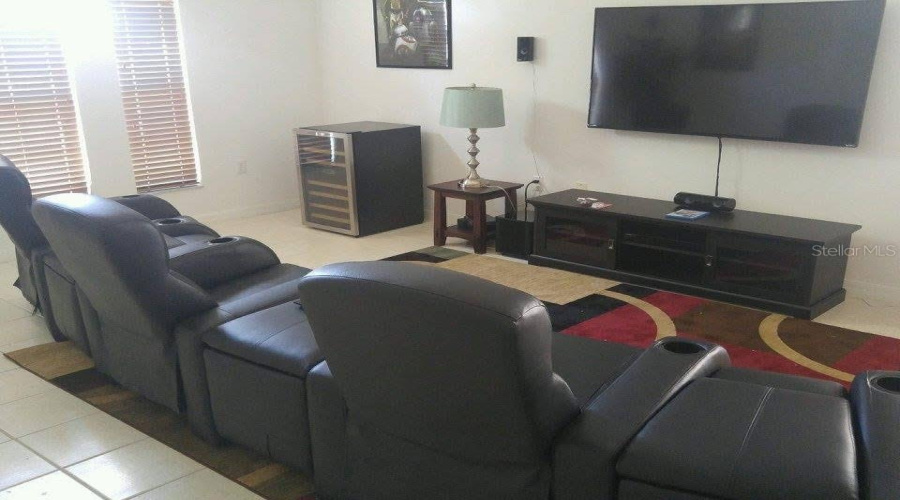 DAVENPORT, Florida 33897, 4 Bedrooms Bedrooms, ,3 BathroomsBathrooms,Residential,For Sale,HIGHGATE PARK,0,MFRO6381120