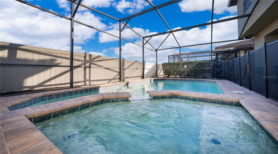 KISSIMMEE, Florida 34747, 6 Bedrooms Bedrooms, ,4 BathroomsBathrooms,Residential,For Sale,RHODES,0,MFRO6381049