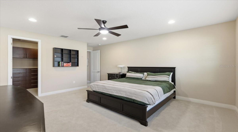 ORLANDO, Florida 32836, 4 Bedrooms Bedrooms, ,3 BathroomsBathrooms,Residential,For Sale,CHILTON,0,MFRO6381122