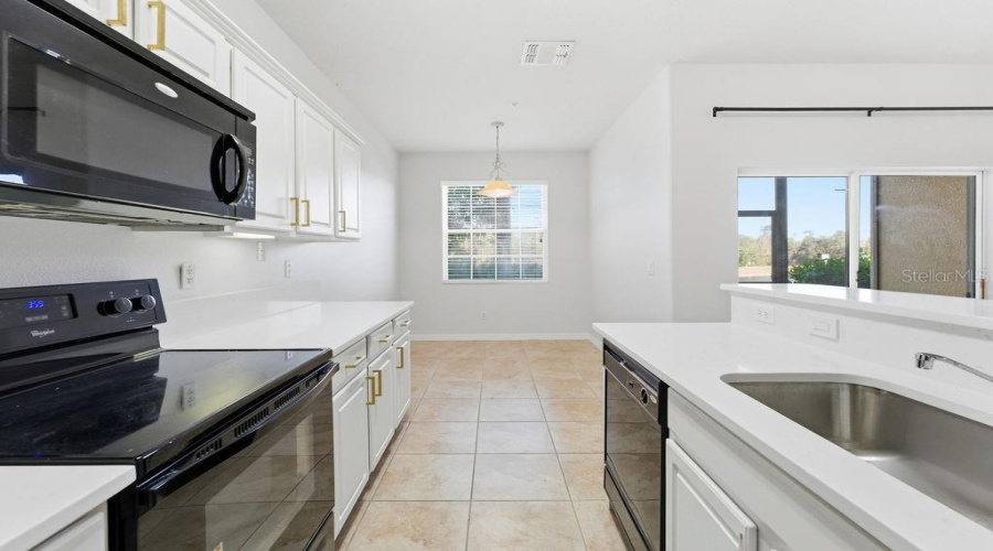 KISSIMMEE, Florida 34747, 3 Bedrooms Bedrooms, ,2 BathroomsBathrooms,Residential,For Sale,OAKWATER,0,MFRO6381121