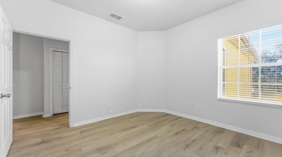 KISSIMMEE, Florida 34747, 3 Bedrooms Bedrooms, ,2 BathroomsBathrooms,Residential,For Sale,OAKWATER,0,MFRO6381121