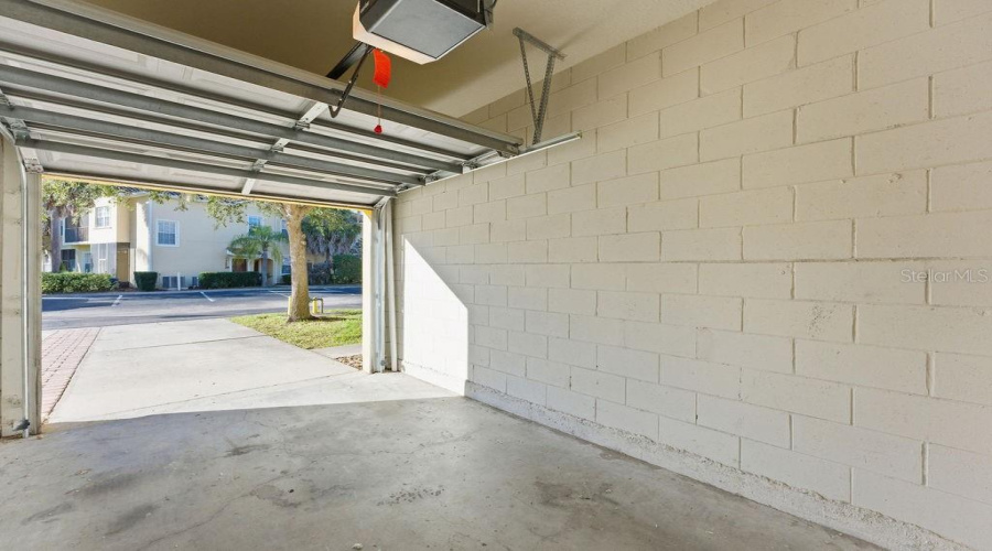 KISSIMMEE, Florida 34747, 3 Bedrooms Bedrooms, ,2 BathroomsBathrooms,Residential,For Sale,OAKWATER,0,MFRO6381121