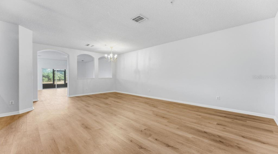 KISSIMMEE, Florida 34747, 3 Bedrooms Bedrooms, ,2 BathroomsBathrooms,Residential,For Sale,OAKWATER,0,MFRO6381121