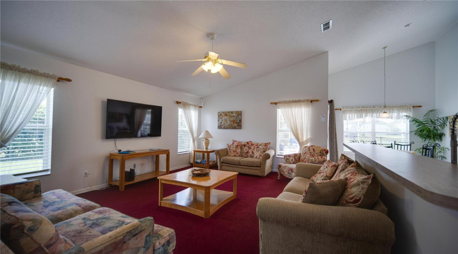 DAVENPORT, Florida 33897, 5 Bedrooms Bedrooms, ,4 BathroomsBathrooms,Residential,For Sale,BLOOMINGDALE,0,MFRS5143535