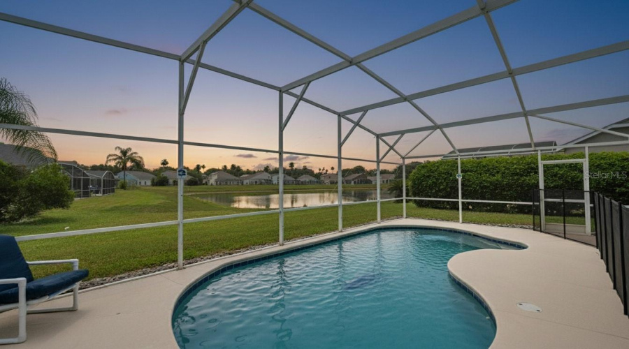 DAVENPORT, Florida 33897, 5 Bedrooms Bedrooms, ,4 BathroomsBathrooms,Residential,For Sale,BLOOMINGDALE,0,MFRS5143535